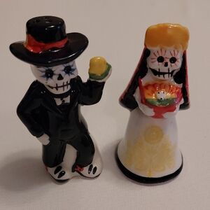 Day of the Dead Skeleton Salt and Pepper Shakers